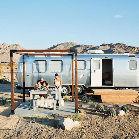 ホテル Autocamp ジョシュア・ツリー エクステリア 写真