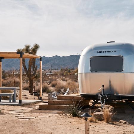 ホテル Autocamp ジョシュア・ツリー エクステリア 写真
