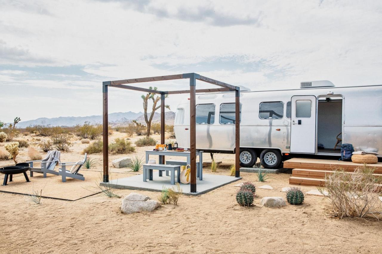 ホテル Autocamp ジョシュア・ツリー エクステリア 写真
