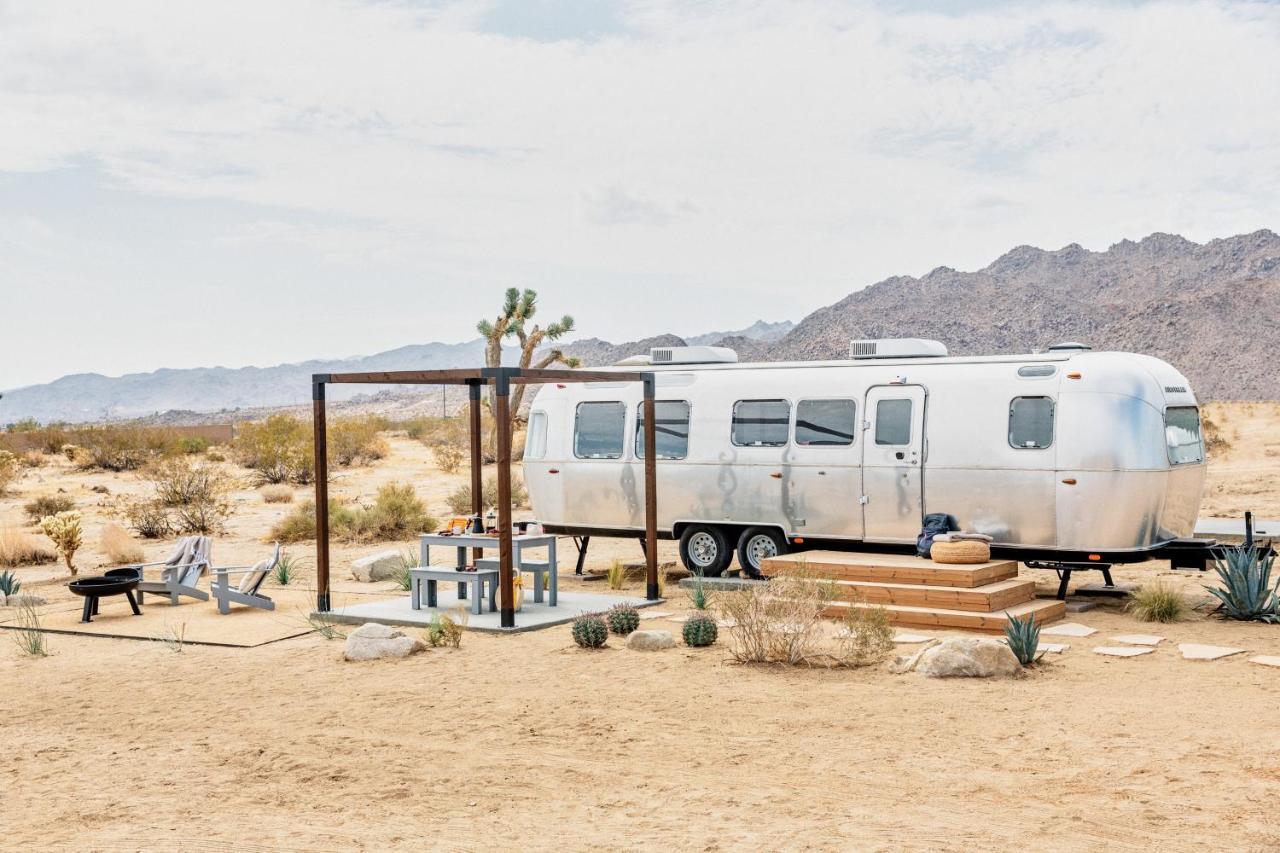 ホテル Autocamp ジョシュア・ツリー エクステリア 写真
