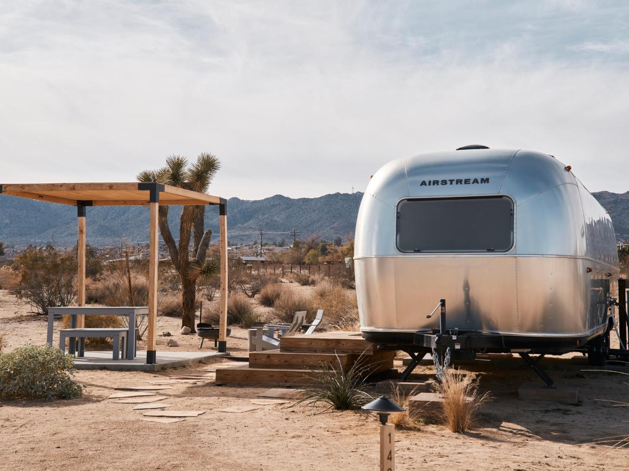ホテル Autocamp ジョシュア・ツリー エクステリア 写真